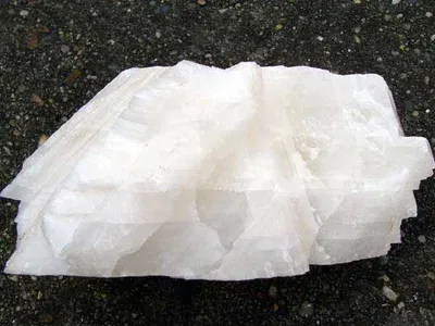 Calcite for ultrafine grinding